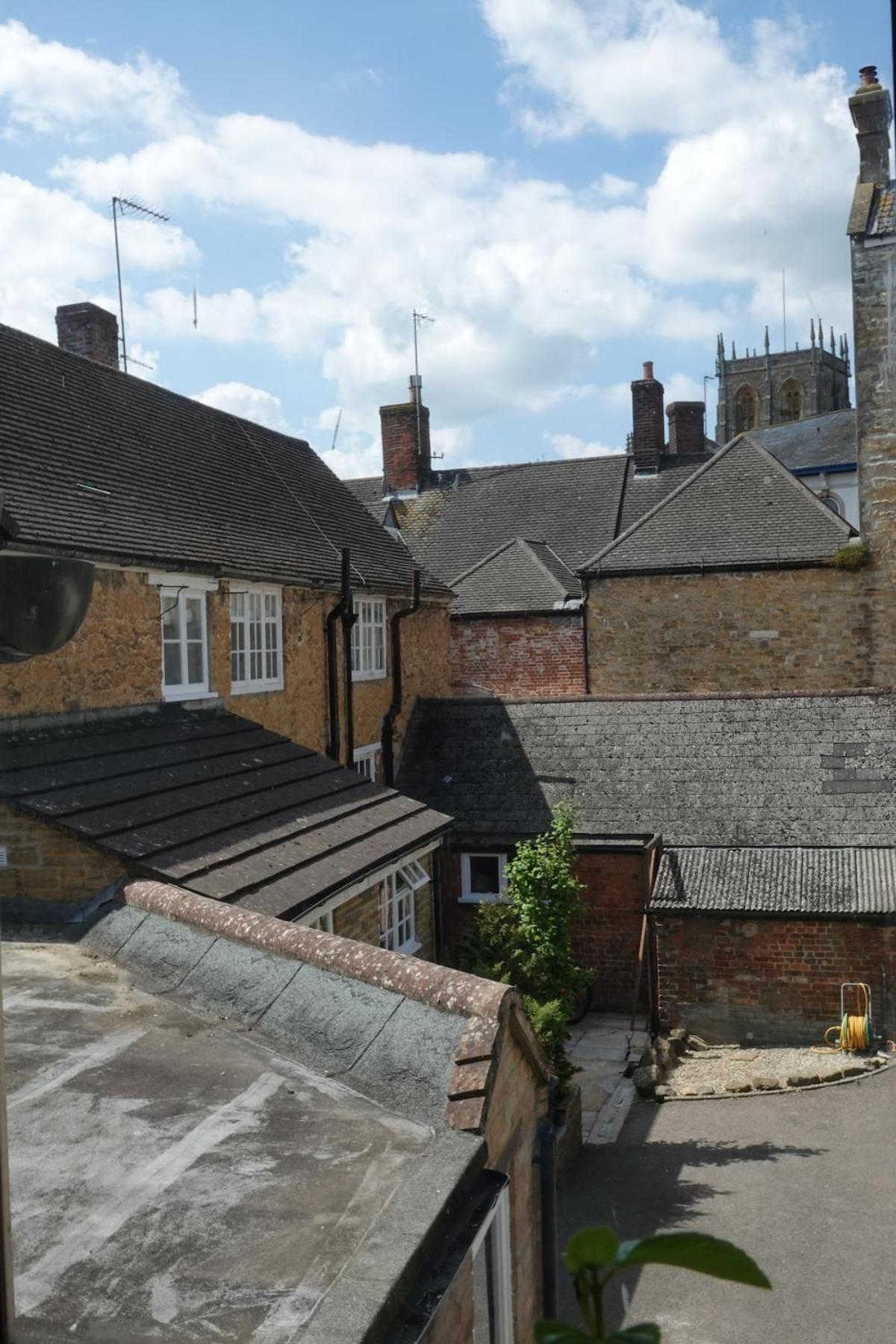 The Yard House Villa Sherborne  Eksteriør billede